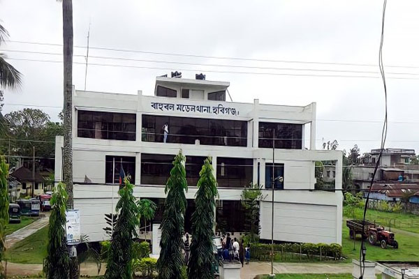 গরিবের টাকায় এমপির দেওয়া এসি খুলে নেন ওসি